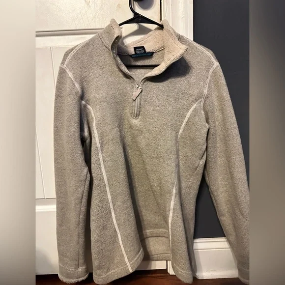 Pullover - Picture 1 of 4